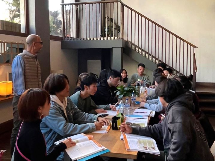 Kingsbrook,授業,生徒,教師