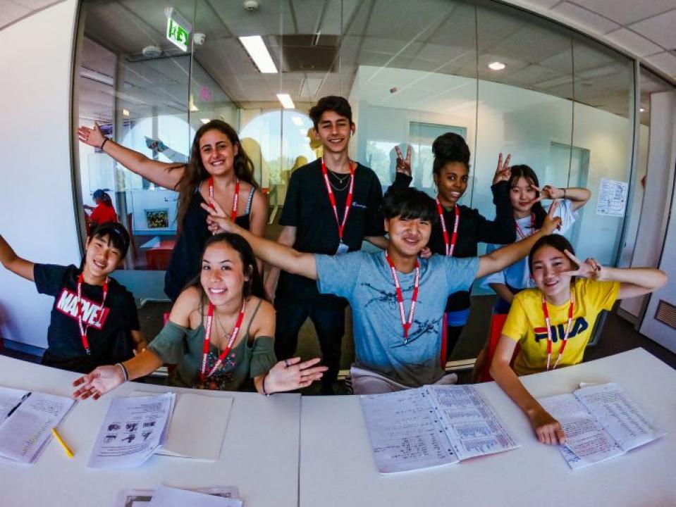 【学校スタッフにインタビュー】各スキルごとにレベル分けで弱点克服!質とサポートに長年定評があるBROWNS English