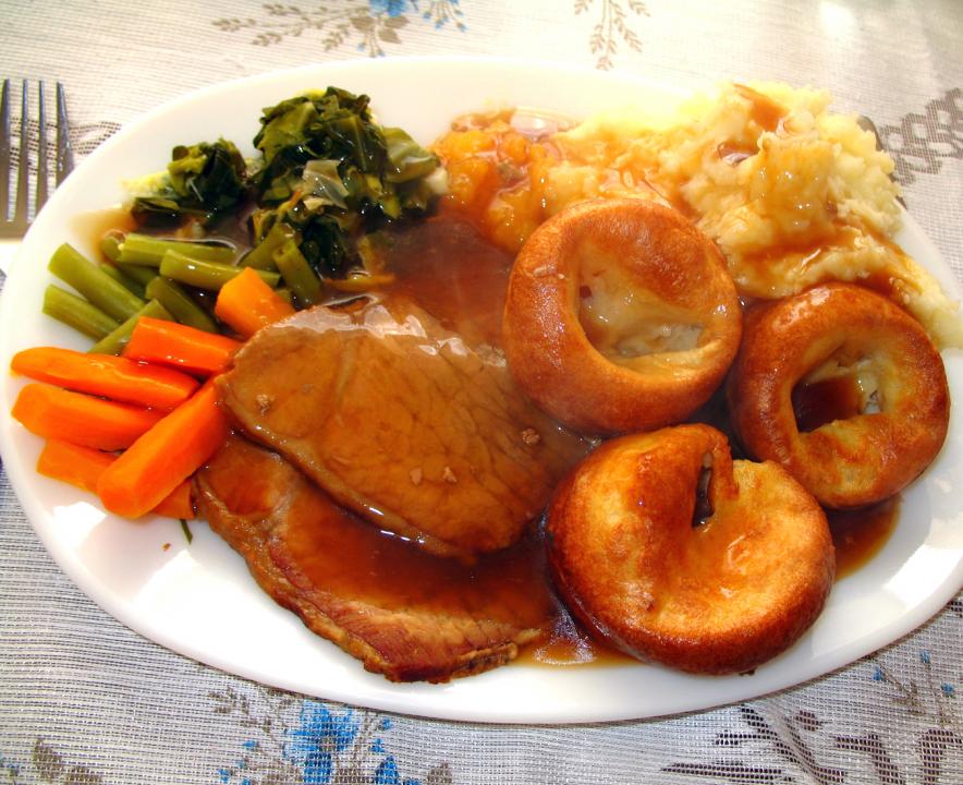 【イギリスで食べたい】日曜日はイギリスの伝統料理「サンデーロースト」