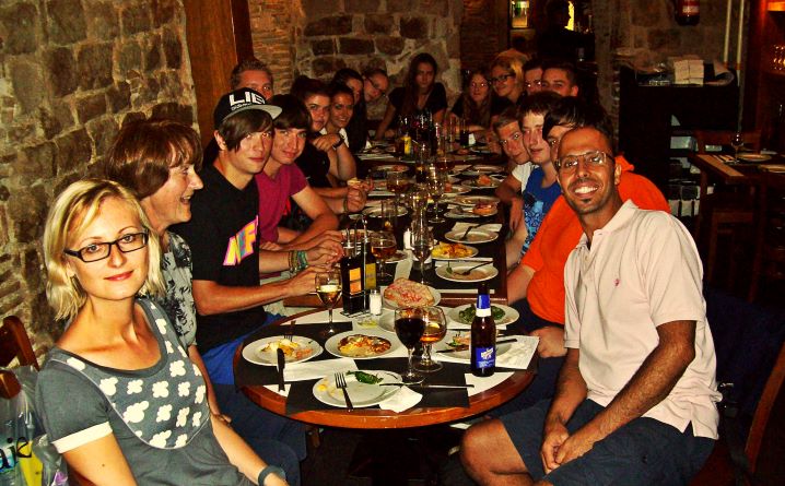 Kingsbrook,アクティビティ,タパス,生徒,教師