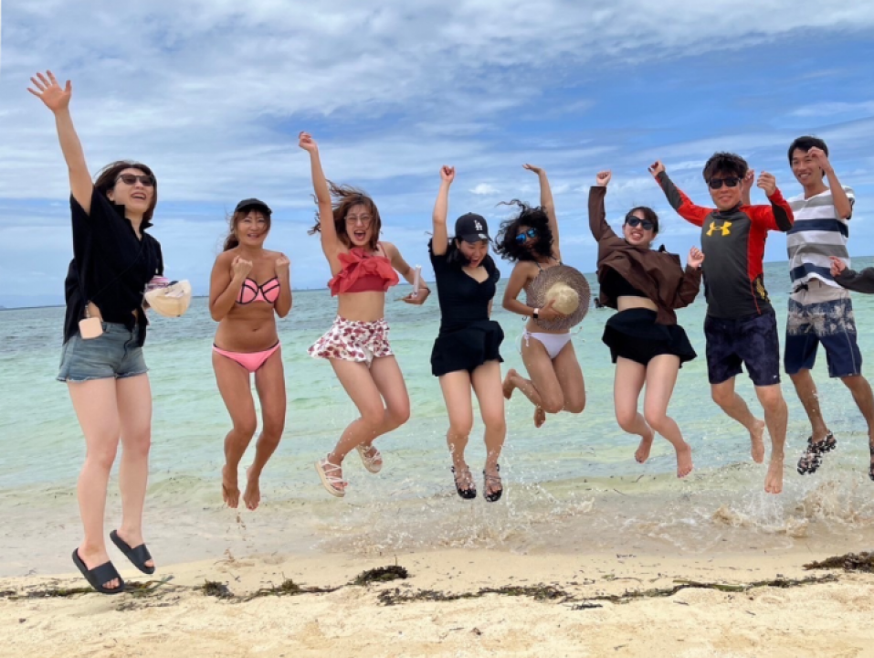 【学校スタッフにインタビュー】インターン生も活躍中!リゾート環境でネイティブ講師の授業も受けられるGENIUS ENGLISH